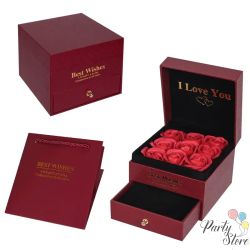 Подаръчна кутия за бижута с 9 сапунени рози и подаръчна торбичка