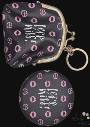 Дамски Комплект „Let's Kiss!“ – Черно Портмоне и Огледалце