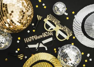Очила Happy New Year (Честита Нова година), 17,5x8,5 см, черно-златисти (1 пкт. / 6 бр.)